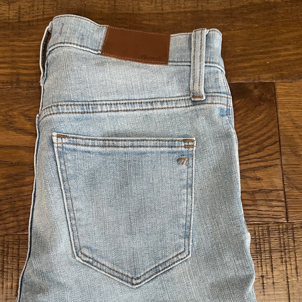 Madewell Skinny Jeans - Picture 9 of 9